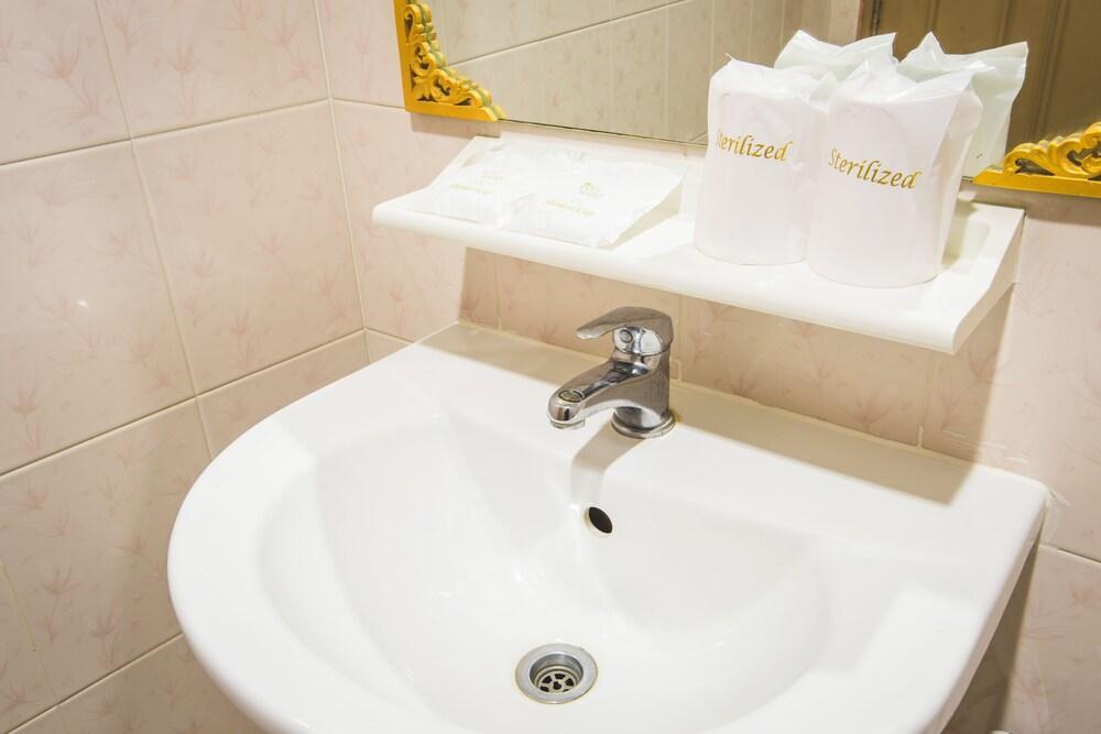 New Suanmali Hotel Бангкок Екстер'єр фото